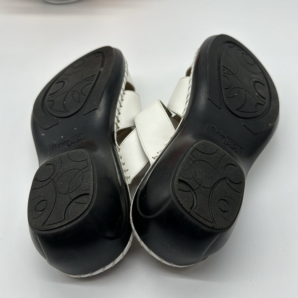 Propet White Slip On Sandals Size 7.5 MCS5645K - Picture 5 of 7